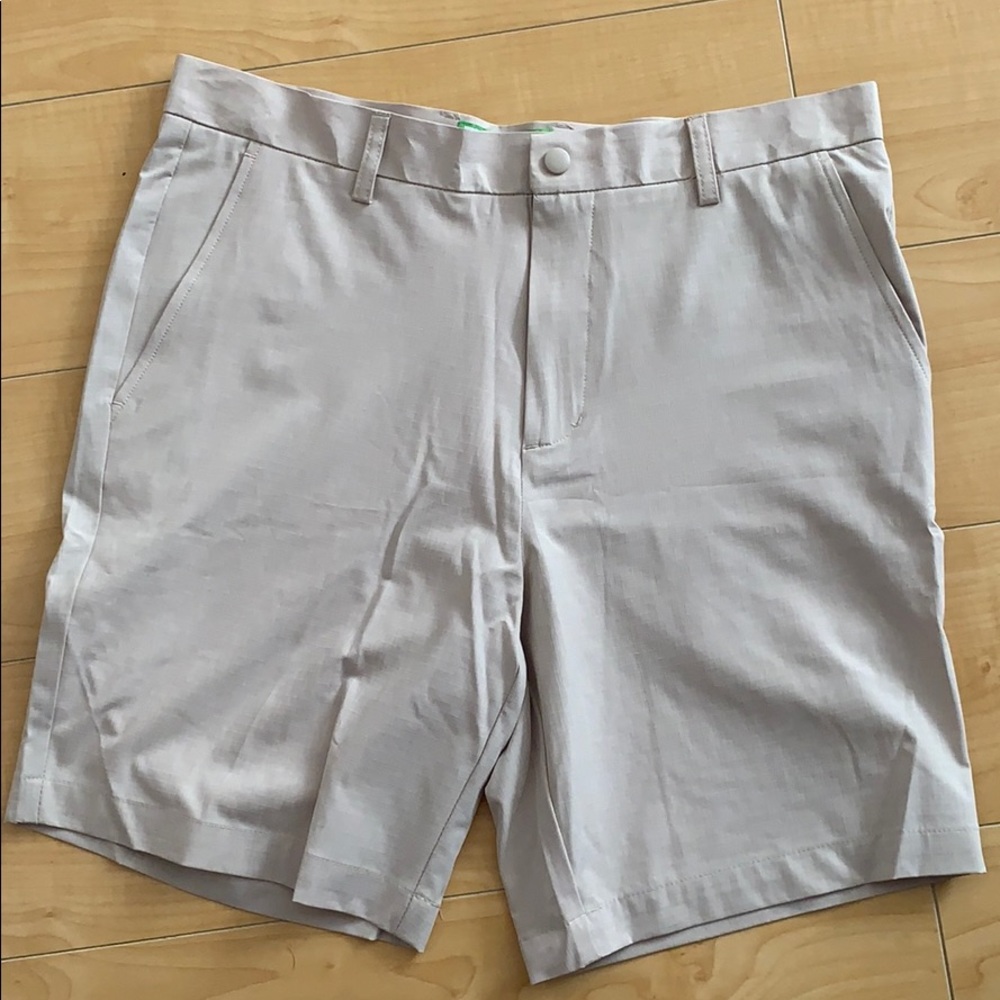 Crown and ivy khaki golf shorts